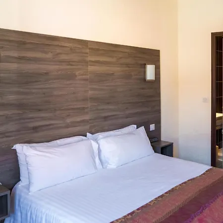 Le 21 2* Saint-Raphaël