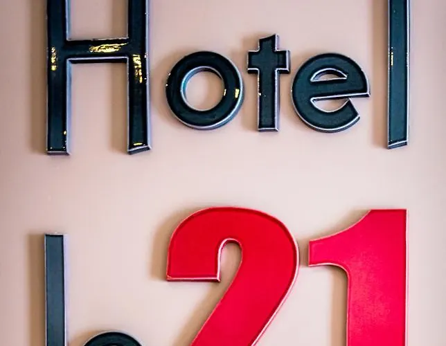 מלון Le 21 Saint-Raphaël