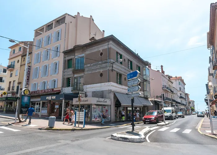 Le 21 מלון 2*