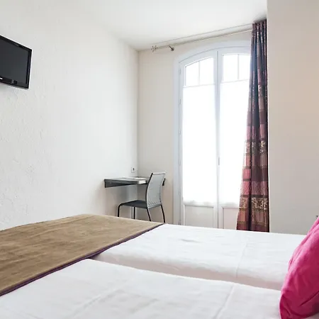Le 21 Hotell 2*