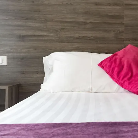 Hotell Le 21 2*
