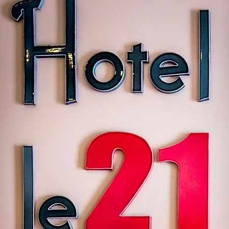 Отель Le 21 Сен-Рафаэль