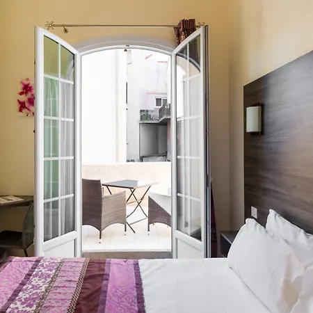 Le 21 Hotel