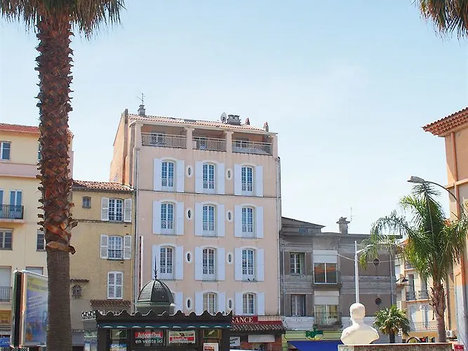 Le 21 2* Saint-Raphaël